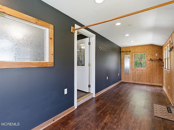 3rd image of 308 Longfellow Avenue