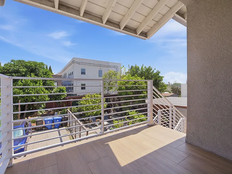 340 N La Fayette Park Pl — Photo 17