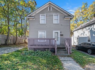 35 Clarence St, Pontiac, MI 48342