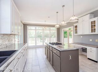 951 Rocky River Rd W, Charlotte, NC 28213