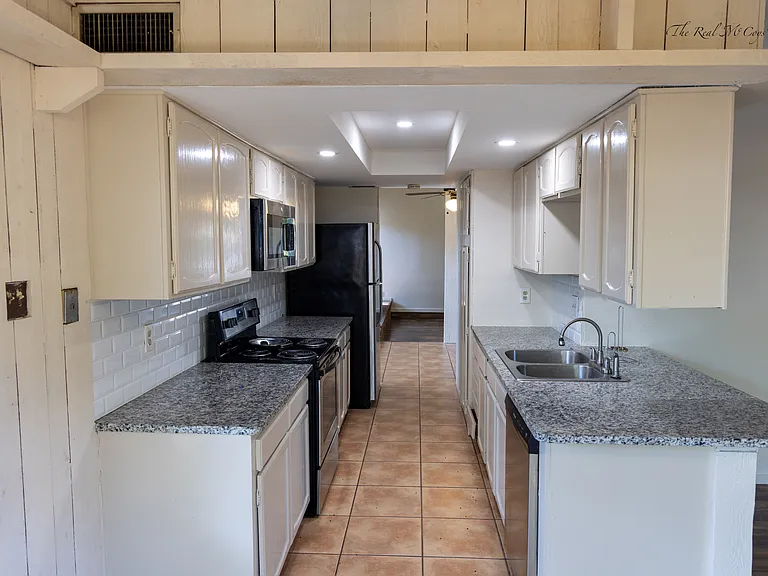3101 Raintree Dr — Photo 17