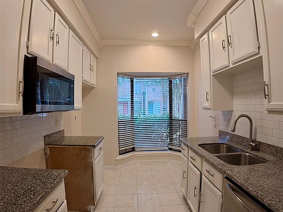5th image of 12550 Piping Rock Dr APT 29