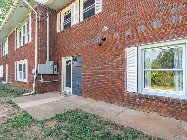 168 Oak Summit Rd #A — Photo 12