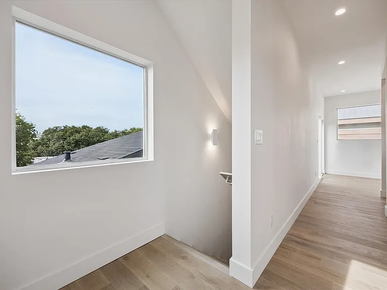 3512 Mount Vernon St — Photo 16