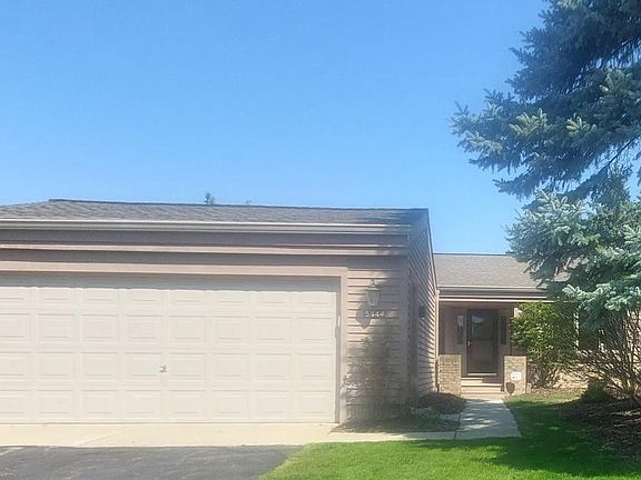 3rd image of 5444 Golden Oak Ln
