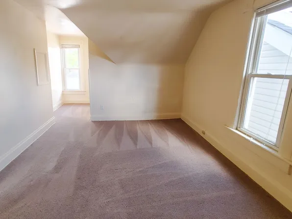 2 Bed / 1 Bath House Close To Wexner Medical Center And Osu Campus, 133 W 10th Ave, Columbus, OH 43201