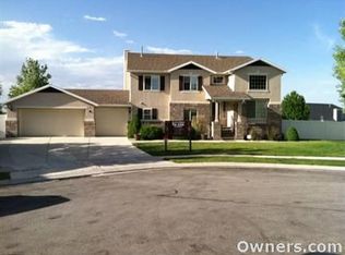 8343 S Wheatridge Ct, West Jordan, UT 84081