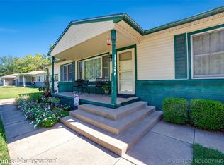 1659 S Ash Pl, Broken Arrow, OK 74012