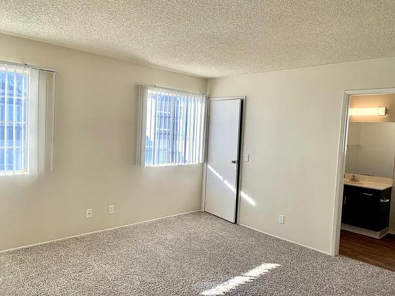 The Cape Apartments — Photo 22