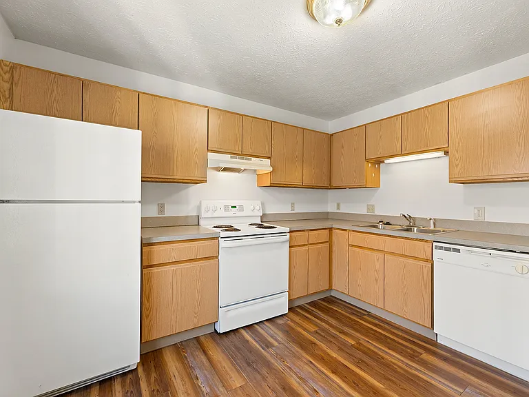 1898 Springfield Lake Blvd #207 — Photo 6