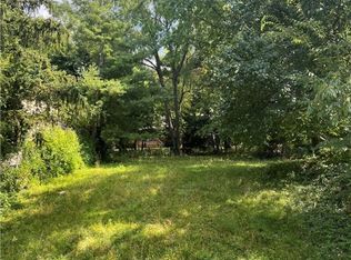 19155 Genesee Ave, Euclid, OH 44117