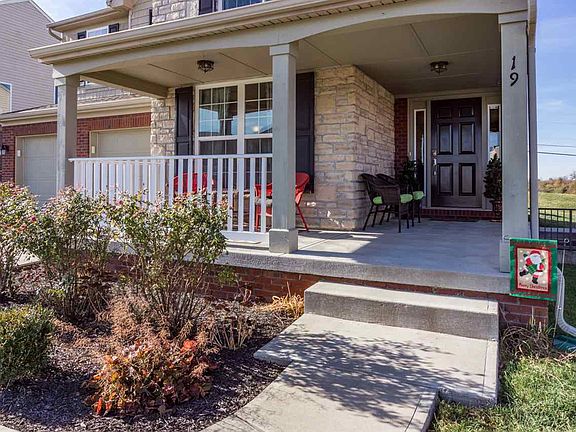4th image of 19 Broadfield Ct