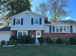 207 Lake Winnepesaukee Dr, Tuckerton, NJ 08087