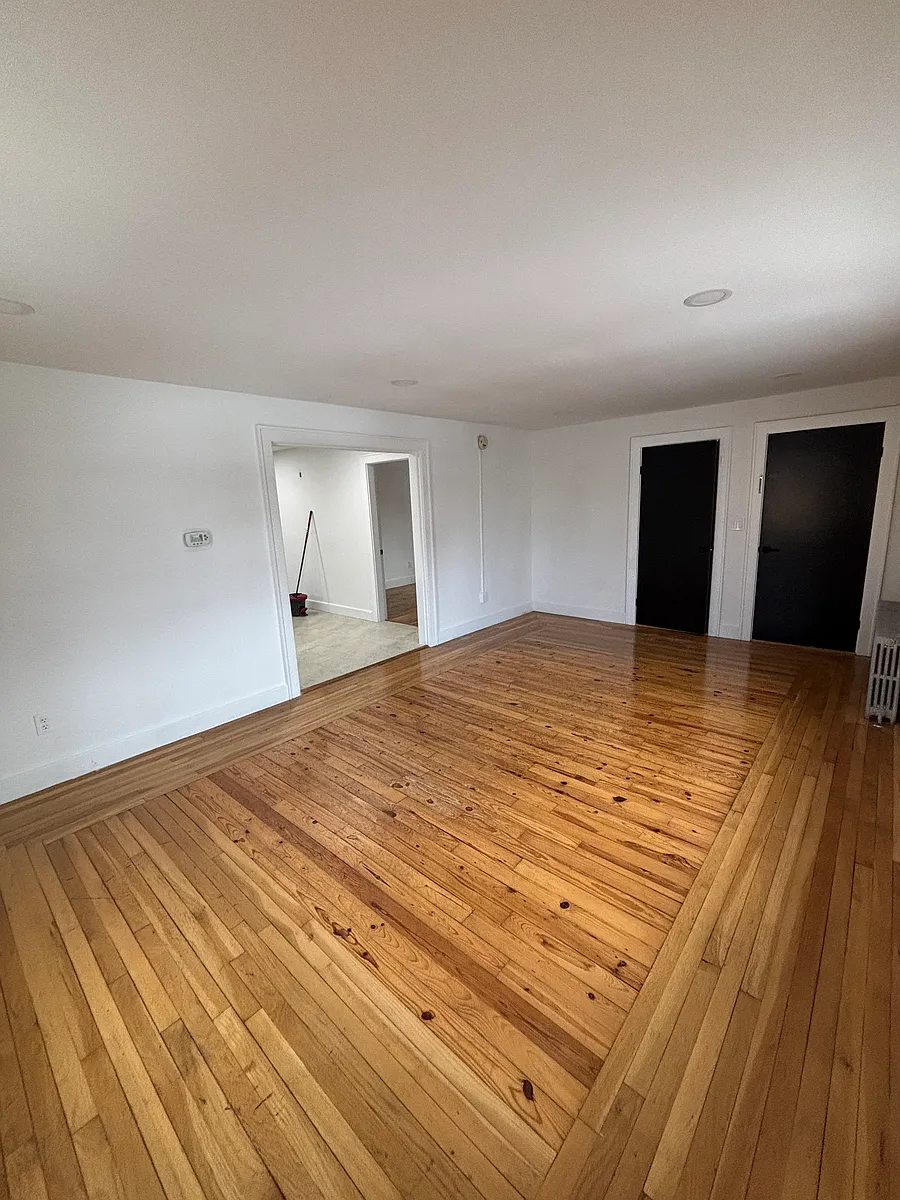 Building Photo - 15 Leighton St #1