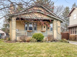 134 Robert Ave, Rockford, IL 61107
