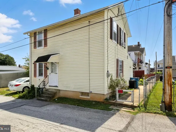 1745 Filbert Rear St, York, PA 17404