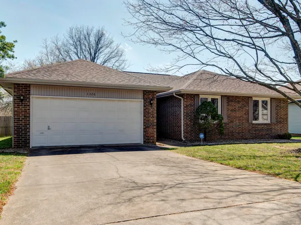 1326 W Lindberg Street, Springfield, MO 65807