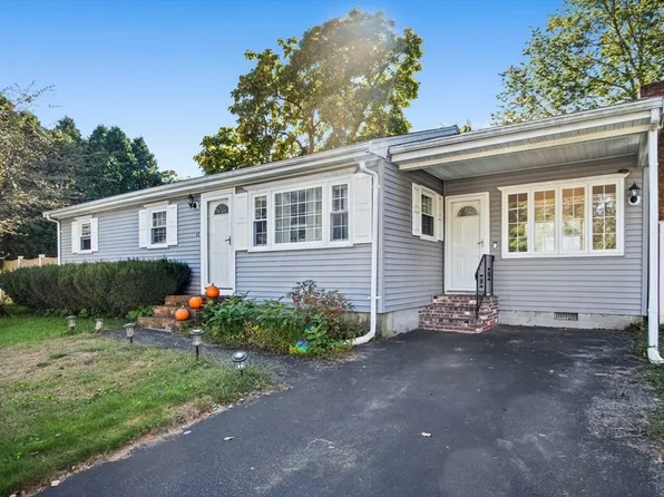 15 Cullen St, Taunton, MA 02780
