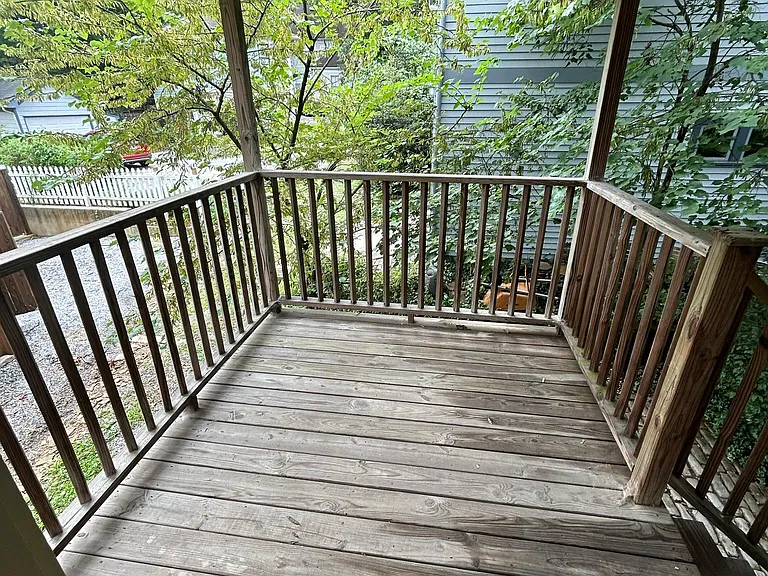 81 Spruce St NE — Photo 23