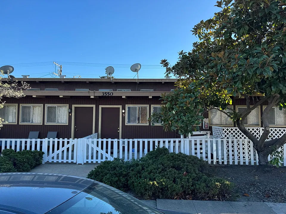 3550 Rolison Rd