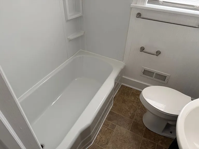 1458 Anderson St #B — Photo 7