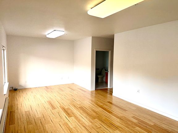 4th image of 219 E Blithedale Ave Suite 2