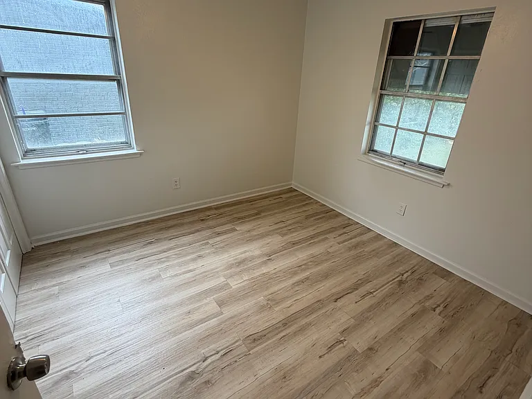 4417 Princeton Dr — Photo 9