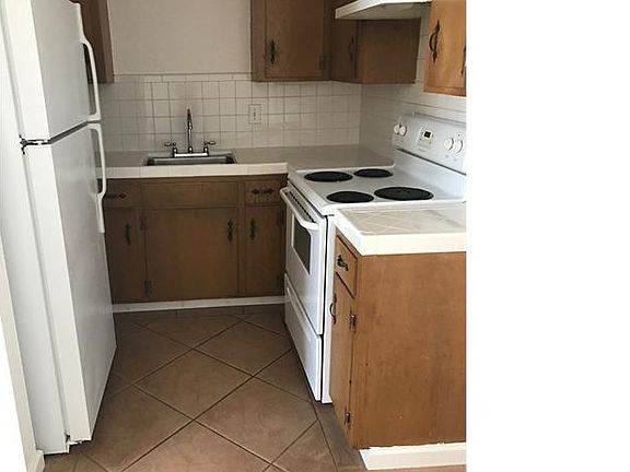3rd image of 185 Echo Ave #0
