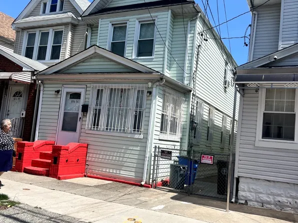 10151 116th St, South Richmond Hill, NY 11419