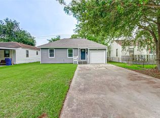 125 19th Ave N, Texas City, TX 77590