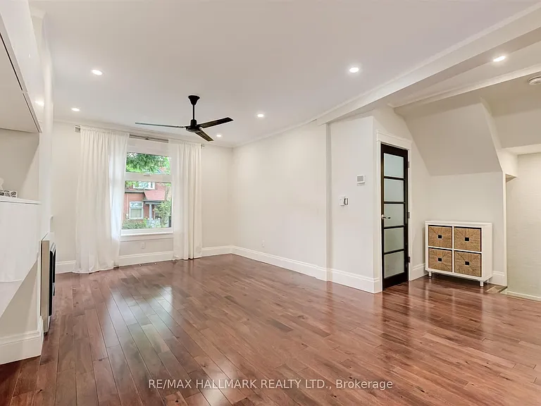 584 Logan Ave — Photo 4