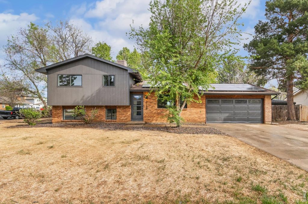 2124 Manchester Dr