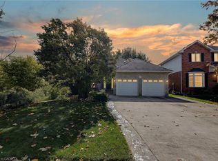 796 Springbank Ave N, Woodstock, ON N4T 1T5