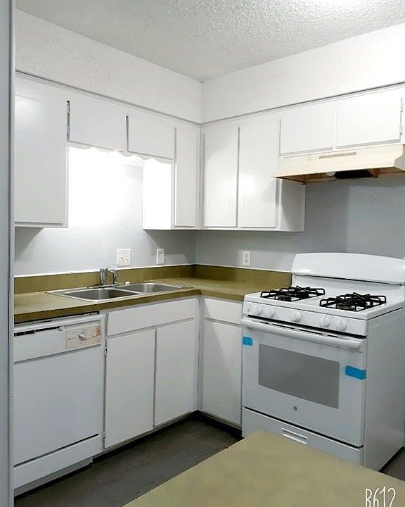 1st image of 407 Donnell Dr APT A