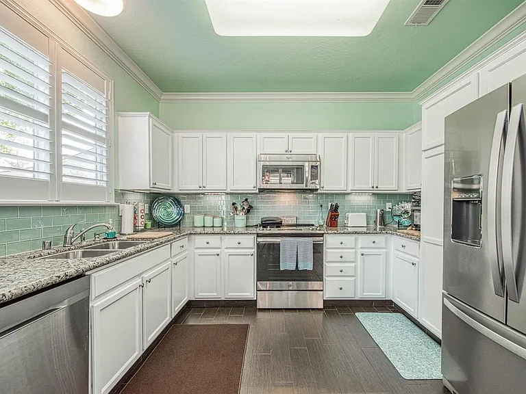 2883 Prato Ln — Photo 21