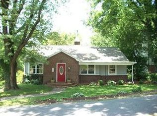 219 Wilson St NW, Lenoir, NC 28645