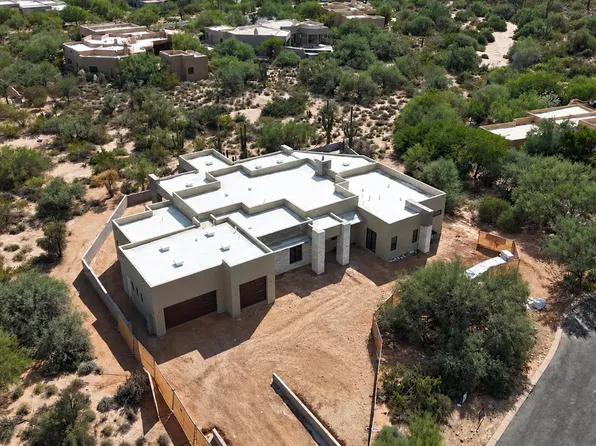 8300 E DIXILETA Drive #222, Scottsdale, AZ 85266