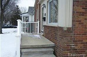 4th image of 1863 Leblanc St