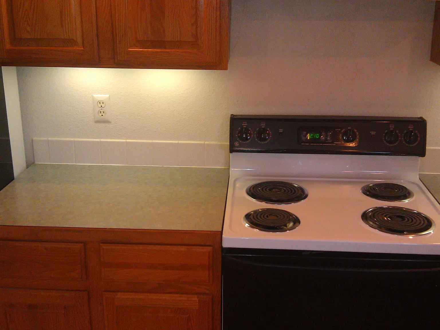 3 bed, 3200 sqft, $2,600 — Photo 3