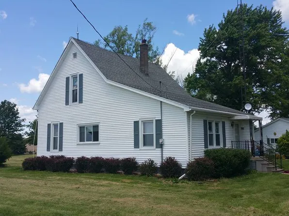 16077 E 500 North Rd, Ridge Farm, IL 61870
