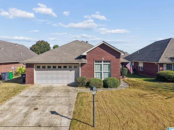 2nd image of 2057 Edgewood Dr