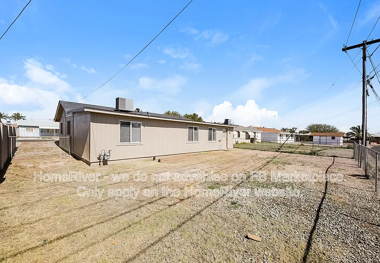 11211 W Missouri Ave — Photo 15