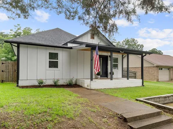 2503 Pecan St, Texarkana, AR 71854