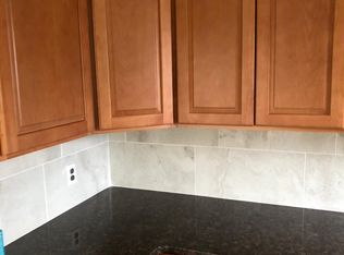 95 Vera St APT 2, Staten Island, NY 10305