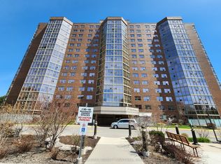 20 Baif Blvd #1207, Richmond Hill, ON L4C 8T1