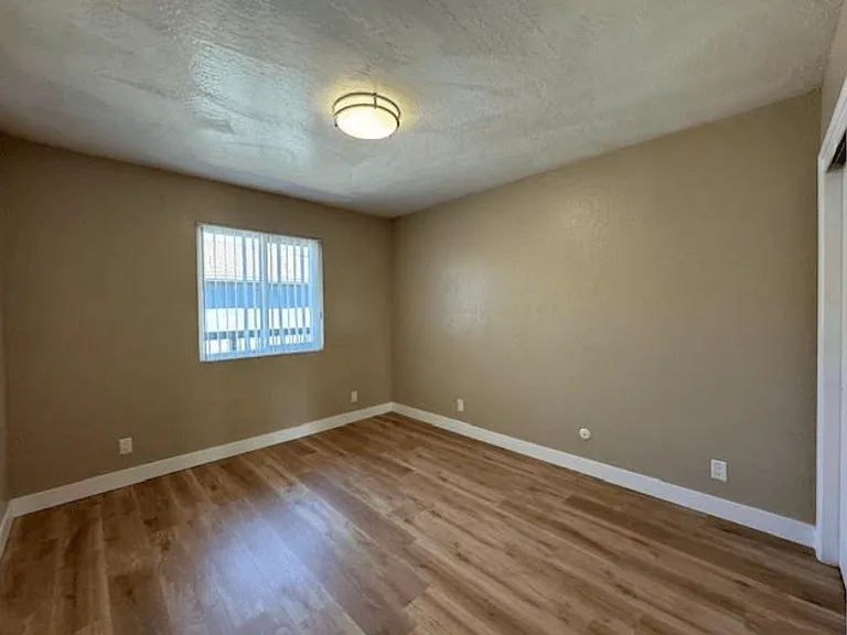 120 San Lorenzo Blvd — Photo 49