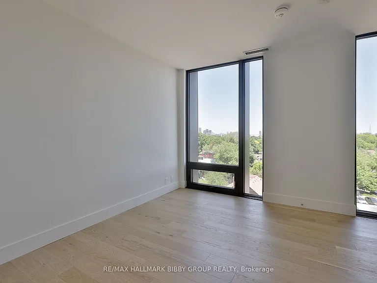 1414 Bayview Ave #605 — Photo 22