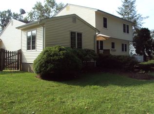 6 Oaktree Rd, Monmouth Junction, NJ 08852