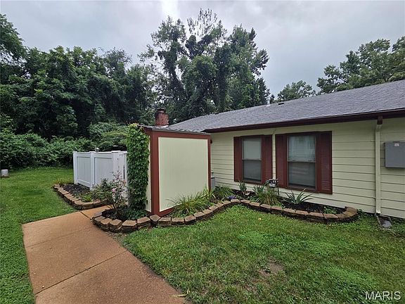 2nd image of 2432 Forest Shadows Dr