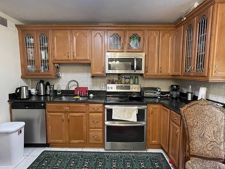 7746 Brandeis Way — Photo 10